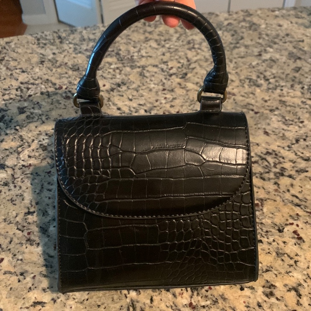 Crocodile Embossed Flap Handbag